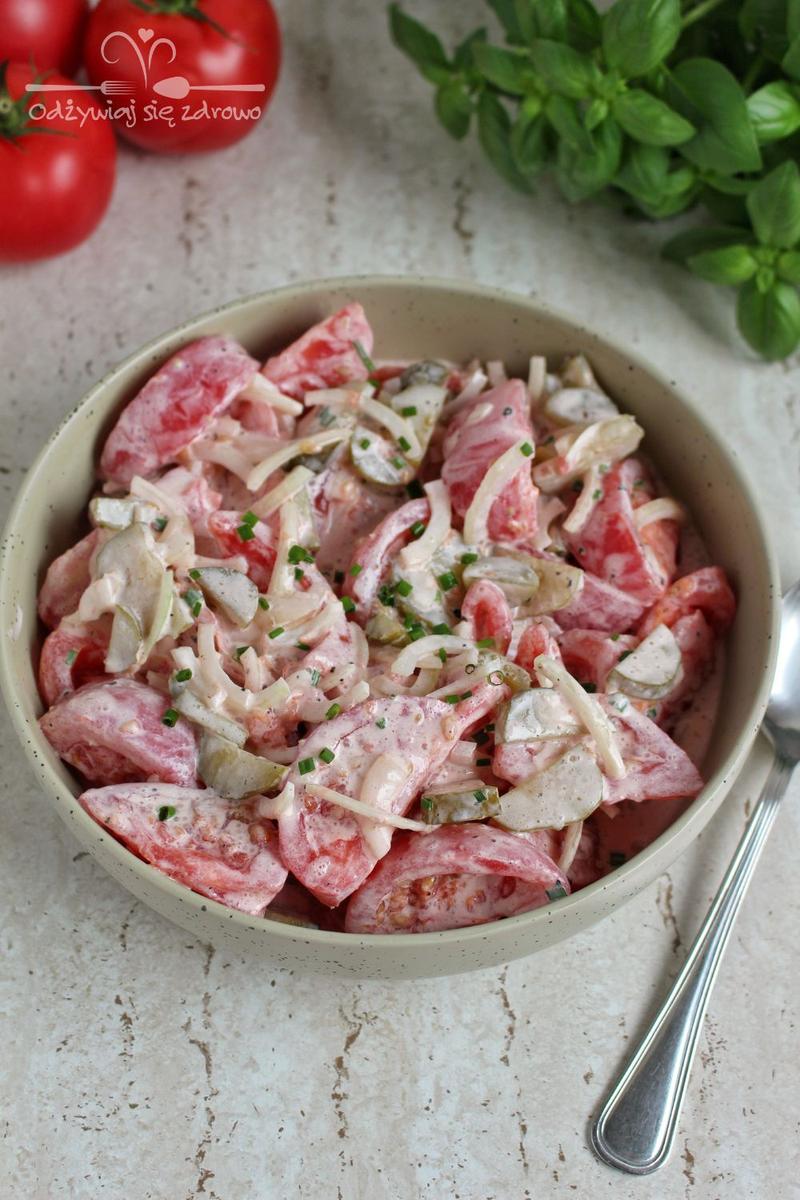 Jaką śmietanę wybrać do sałatki