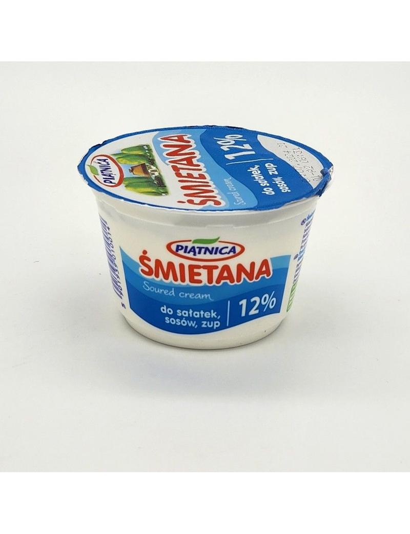 Sałatka z pomidorów ze śmietaną