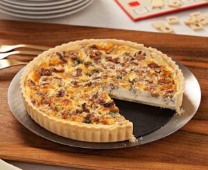 Idealnie upieczona tarta – jak długo piec w piekarniku, by zadowolić podniebienia?