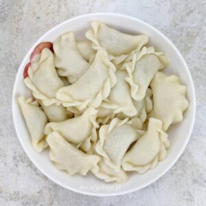 Pyszne pierogi z mąki bezglutenowej – odkryj prosty przepis!