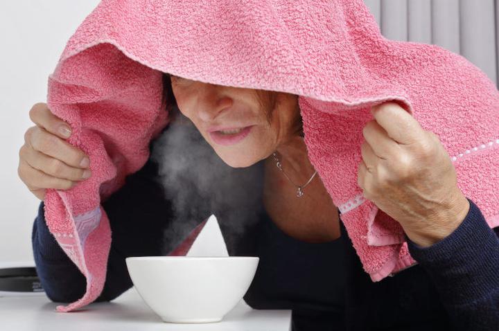 Sól fizjologiczna vs inne metody inhalacyjne