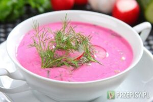 Orzeźwiające zupy na upały, które pokochasz latem