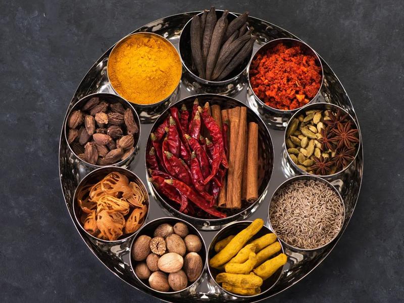 Indyjskie przyprawy – przewodnik