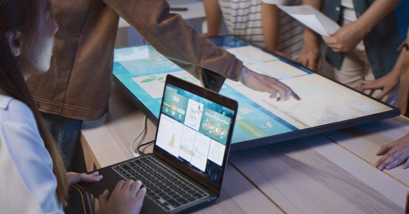 Organizacja dokumentów bez dziurkacza