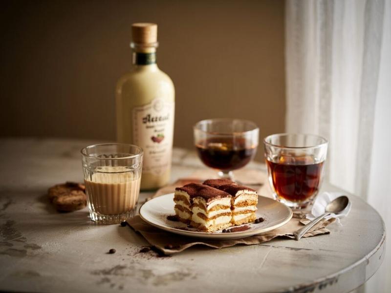 Jak zastąpić likier migdałowy w domowych przepisach?