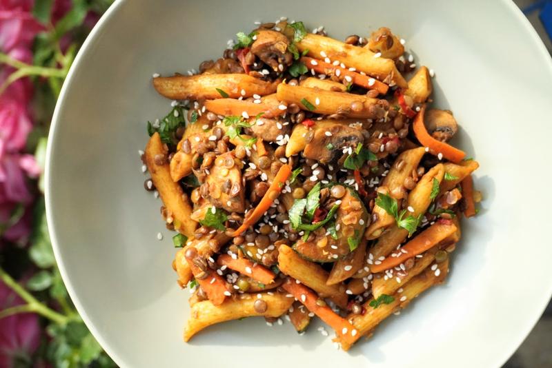 Pyszne pomysły na bezmięsne danie obiadowe, które zachwycą każdego