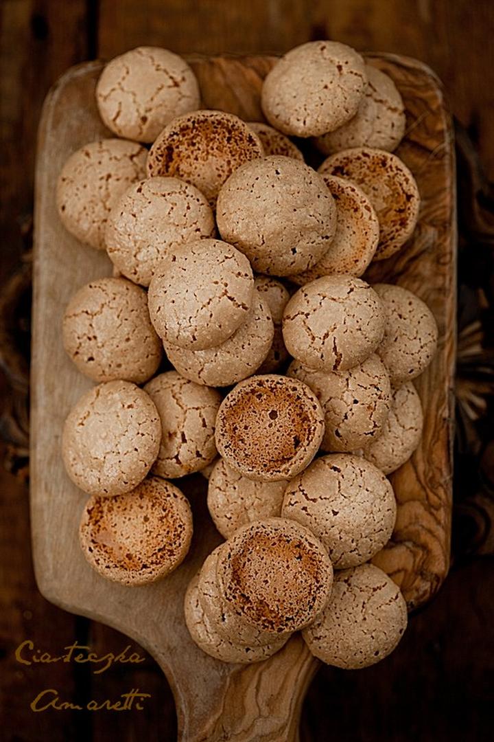 Bezglutenowe pieczenie amaretti