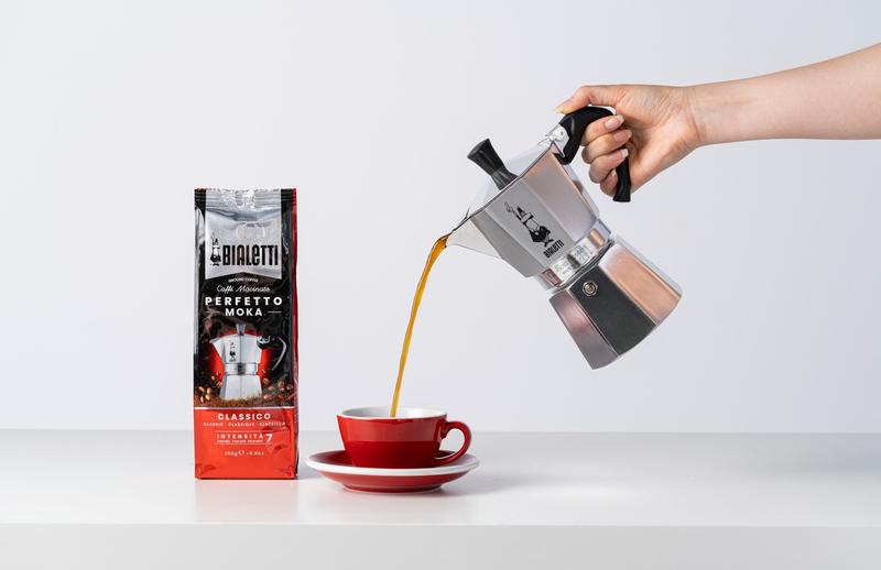 Tradycja i nowoczesność kawy z kawiarki